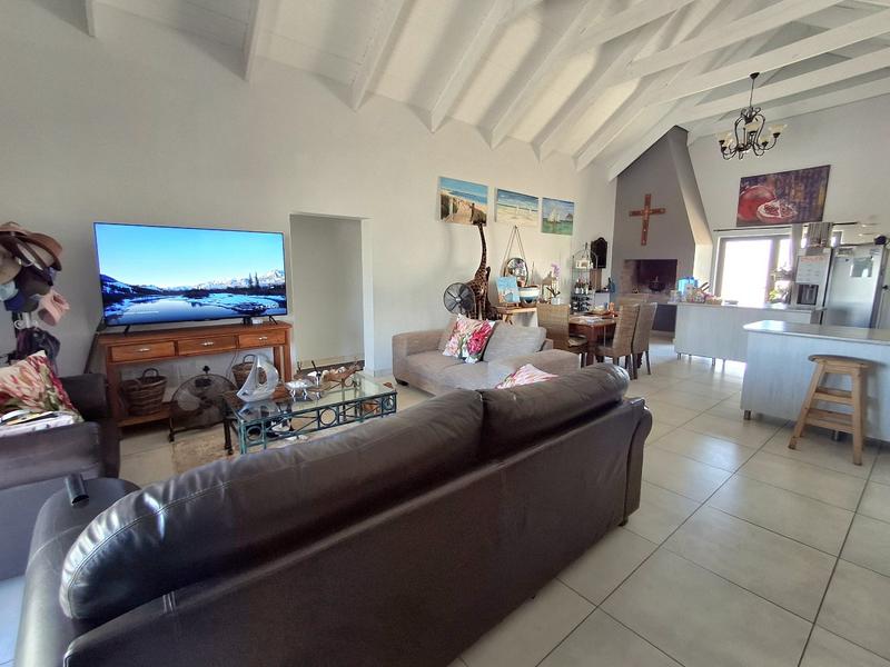 3 Bedroom Property for Sale in Britannia Bay Western Cape